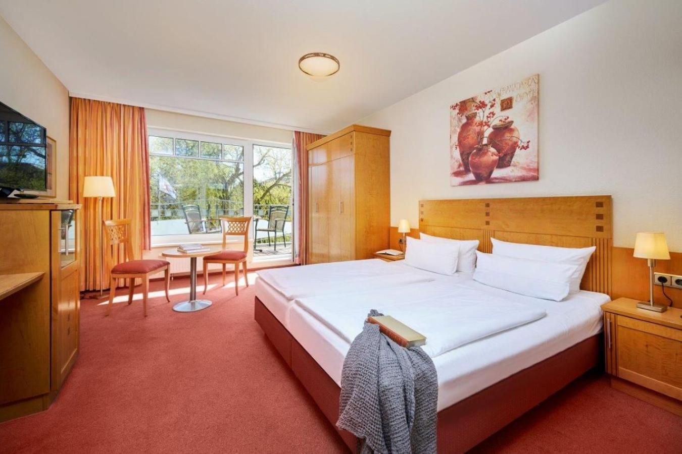 Strandhotel Luise Von Preussen Zinnowitz Bagian luar foto