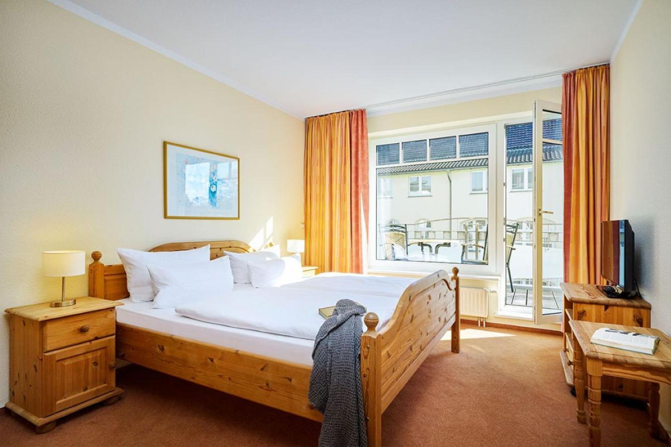 Strandhotel Luise Von Preussen Zinnowitz Bagian luar foto